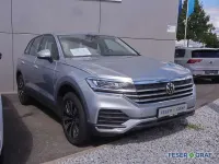 Gebraucht VW Touareg Basis 286 PS (210 kW) 2025 Oyster silvermetallic SUV