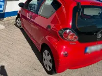 Gebraucht Toyota Aygo 2009 Rot Kleinwagen