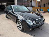 Second-hand Mercedes E200 122 CP (89 kW) 2005 Negru Berlinǎ