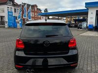 Gebraucht VW Polo 90 PS (66 kW) 2015 Schwarz Kleinwagen