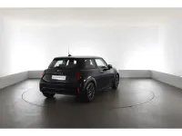 Używany Mini Cooper S Classic 204 KM (150 kW) 2024 Czarny Hatchback