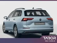 Neu VW Golf VIII Style 150 PS (110 kW) 2026 Crystal ice blue metallic Kombi