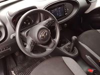 Gebraucht Toyota Aygo 72 PS (52 kW) 2023 Weiß Kleinwagen