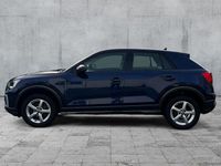 Gebraucht Audi Q2 Ambiente 150 PS (110 kW) 2022 Navarrablau metallic SUV