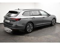 Gebraucht Skoda Superb Selection 150 PS (110 kW) 2025 Kombi