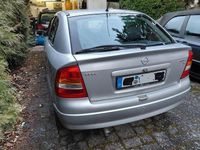 Gebraucht Opel Astra Comfort 84 PS (61 kW) 2001 Silber Limousine