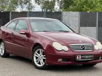 Gebraucht Mercedes C180 143 PS (105 kW) 2003 Violett Coupé