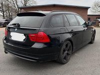 Gebraucht BMW 330 245 PS (180 kW) 2011 Schwarz Kombi