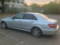 Gebraucht Mercedes E220 170 PS (125 kW) 2009 Silber Limousine