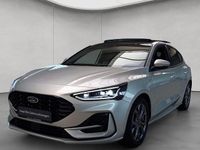 Gebraucht Ford Focus ST-Line X 155 PS (114 kW) 2024 Moondust silver (metallic) Limousine