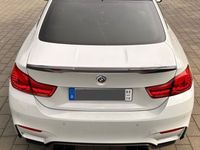 gebraucht BMW M4 DKG Mineralweiss Carbon