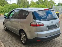 Gebraucht Ford S-MAX Ambiente 131 PS (96 kW) 2007 Silber Van / Kleinbus