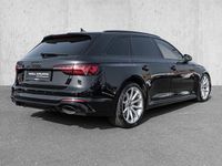 Gebraucht Audi RS4 Ambiente 450 PS (330 kW) 2023 Mythosschwarz metallic Kombi