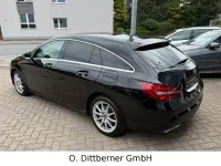 Gebraucht Mercedes CLA220 Shooting Brake 170 PS (125 kW) 2018 Schwarz Kombi