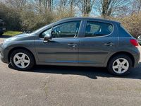 Gebraucht Peugeot 207 90 PS (66 kW) 2012 Grau Limousine