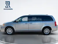 Gebraucht Lancia Voyager Platinum 178 PS (130 kW) 2013 Silber Van / Kleinbus