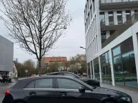Gebraucht Mercedes A180 136 PS (100 kW) 2019 Schwarz Kleinwagen