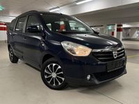 Gebraucht Dacia Lodgy Lauréate 102 PS (75 kW) 2017 Blau Van / Kleinbus