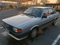 Gebraucht Audi 80 54 PS (39 kW) 1986 Grau Limousine