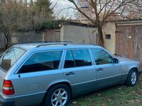 Gebraucht Mercedes E230 131 PS (96 kW) 1989 Silber Kombi