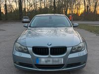 Gebraucht BMW 325 218 PS (160 kW) 2006 Blau Limousine