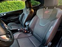 gebraucht Ford Fiesta 1,6 EcoBoost ST200 Limited Edition