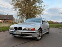 Gebraucht BMW 520 Basis 150 PS (110 kW) 2000 Silber Limousine