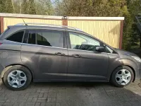 Gebraucht Ford Grand C-Max 115 PS (84 kW) 2012 Braun Van / Kleinbus