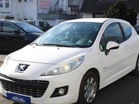 Gebraucht Peugeot 207 Filou 73 PS (53 kW) 2012 Weiß Limousine