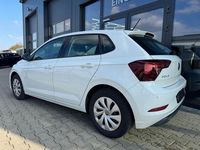 Gebraucht VW Polo Life 80 PS (58 kW) 2023 Pure white Kleinwagen