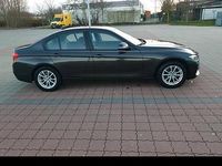 Gebraucht BMW 316 116 PS (85 kW) 2015 Braun Limousine