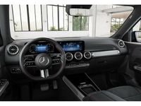 Gebraucht Mercedes GLB180 Premium 116 PS (85 kW) 2024 Blau / spektralblau SUV