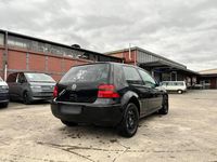 Gebraucht VW Golf IV 105 PS (77 kW) 2001 Schwarz Kleinwagen