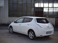 Second-hand Nissan Leaf Tekna 80 kW (109 CP) 2017 Alb Hatchback