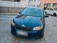 Gebraucht Skoda Fabia 60 PS (44 kW) 2017 Blau Kleinwagen