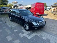 Gebraucht Mercedes E200 Elegance 184 PS (135 kW) 2007 Schwarz Kombi