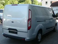 Gebraucht Ford Transit Custom Trend 131 PS (96 kW) 2019 Silber Van / Kleinbus