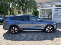 Gebraucht Ford Focus ST-Line 125 PS (91 kW) 2022 Magnetic grau metallic Kombi