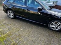 Gebraucht Audi A4 163 PS (119 kW) 2020 Schwarz Kombi