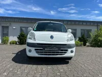 Gebraucht Renault Kangoo 106 PS (77 kW) 2011 Weiß Van / Kleinbus