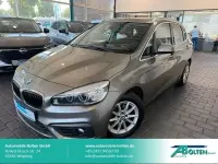Gebraucht BMW 218 Active Tourer Basis 150 PS (110 kW) 2015 Silber Van / Kleinbus