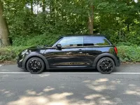 Gebraucht Mini John Cooper Works 102 PS (75 kW) 2021 Schwarz Kleinwagen