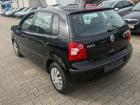 Gebraucht VW Polo Basis 64 PS (47 kW) 2003 Schwarz Limousine