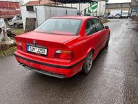 Gebraucht BMW 318 Performance 140 PS (102 kW) 1996 Rot Coupé