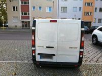 Gebraucht Renault Trafic 95 PS (69 kW) 2017 Weiß Van / Kleinbus
