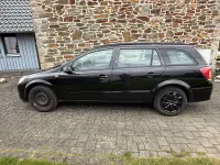 Gebraucht Opel Astra Edition+ 105 PS (77 kW) 2006 Schwarz Kombi