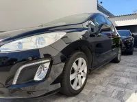 Gebraucht Peugeot 308 Style 120 PS (88 kW) 2013 Schwarz Limousine