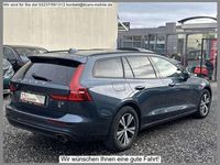 Gebraucht Volvo V60 150 PS (110 kW) 2020 Blau Kombi