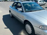 Second-hand Audi A4 125 CP (91 kW) 1997 Argintiu Berlinǎ
