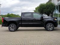 Neu Chevrolet Silverado 426 PS (313 kW) 2025 Schwarz SUV